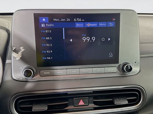 Used 2022 Hyundai Kona SEL image 17