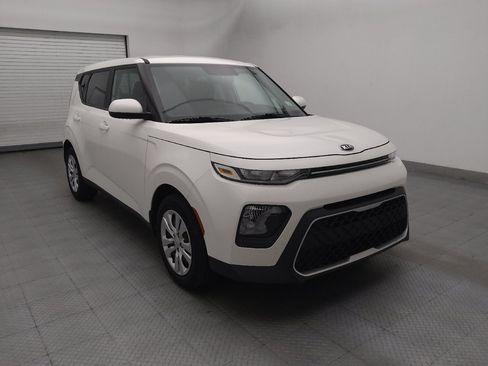 Used 2021 Kia Soul LX FWD image 13