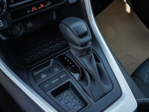 New 2025 Toyota RAV4 XLE image 22