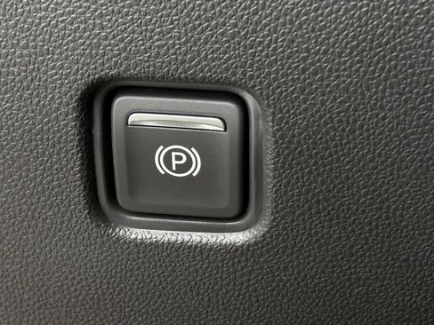 Used 2024 Chevrolet Blazer RS w/ Driver Confidence II Package FWD image 32