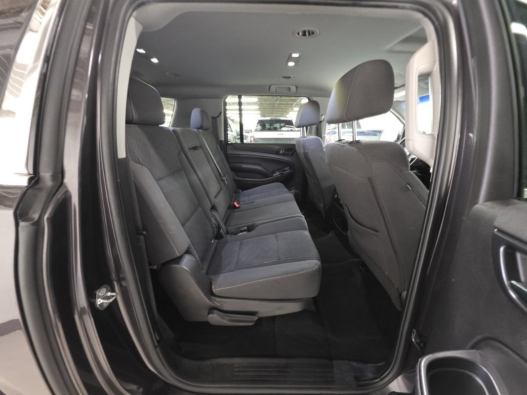 Used 2017 GMC Yukon XL SLE AWD/4WD image 28