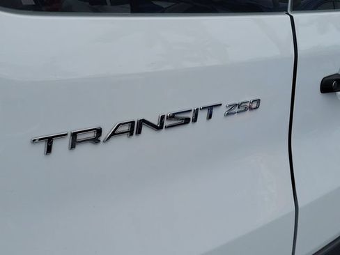 Used 2025 Ford Transit 250 Low Roof w/ Exterior Upgrade Package RWD image 5