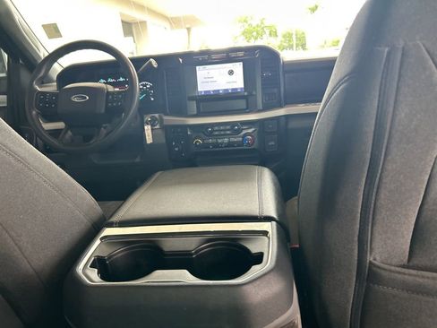 Used 2024 Ford F350 XLT w/ FX4 Off-Road Package AWD/4WD image 34