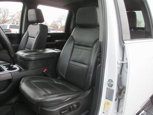 Used 2020 GMC Sierra 2500 Denali w/ Denali Ultimate Package image 20