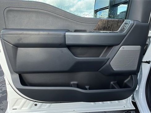 New 2024 Ford F250 Lariat w/ Lariat Ultimate Package image 19