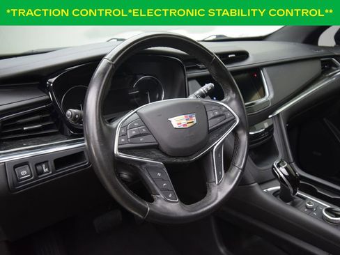 Used 2020 Cadillac XT5 Premium Luxury FWD image 13