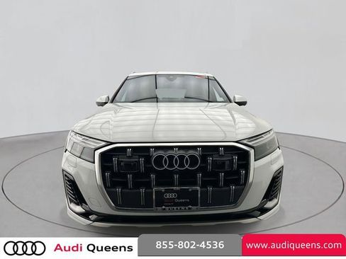 Used 2025 Audi Q7 3.0T Premium w/ Convenience Package AWD/4WD image 6