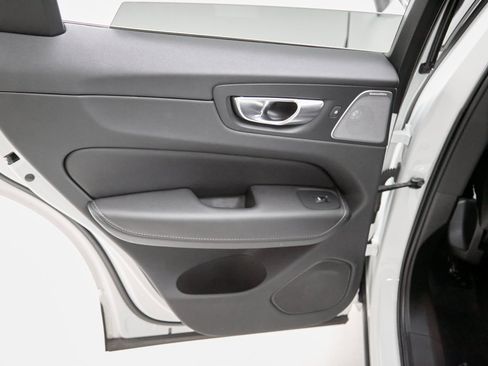 Certified 2023 Volvo XC60 B6 Ultimate image 20