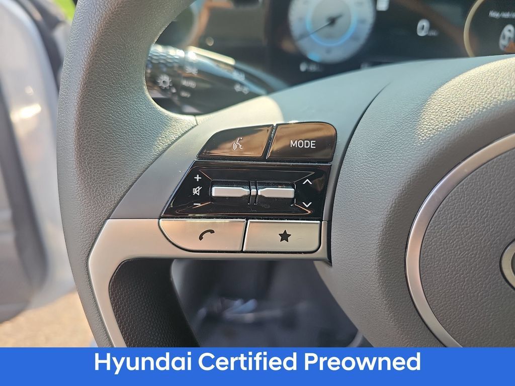 Certified 2024 Hyundai Elantra SEL FWD image 16