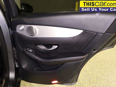 Used 2019 Mercedes-Benz GLC 300 image 38