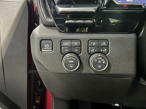 Used 2026 Chevrolet Silverado 1500 High Country AWD/4WD image 25