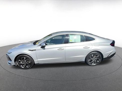 Used 2025 Hyundai Sonata SEL image 9