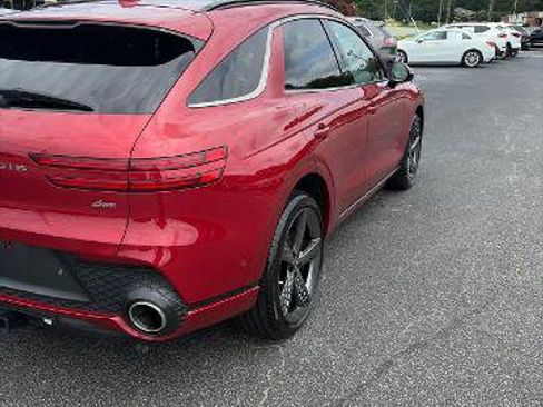Used 2023 Genesis GV70 2.5T w/ Sport Prestige Package AWD/4WD image 9
