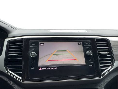 Used 2023 Volkswagen Atlas Cross Sport SE w/ Panoramic Sunroof Package FWD image 49