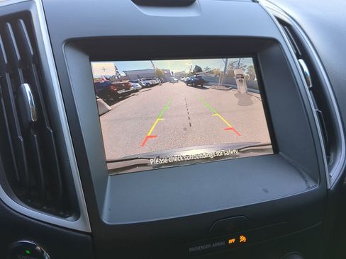 Used 2019 Ford Edge SEL w/ Equipment Group 201A image 29