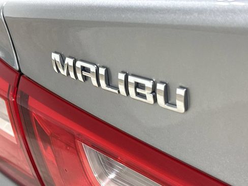 Used 2024 Chevrolet Malibu LT FWD image 25