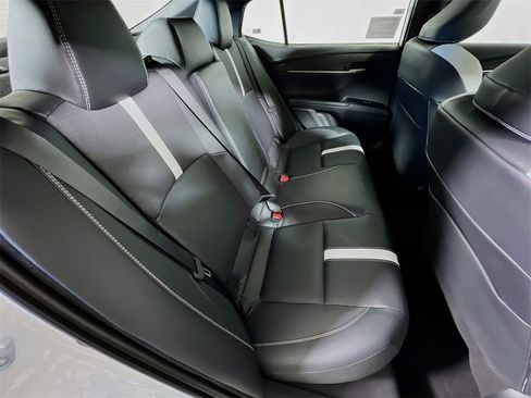 New 2026 Toyota Camry Hybrid image 22