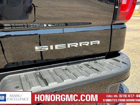 Used 2023 GMC Sierra 1500 Denali AWD/4WD image 25