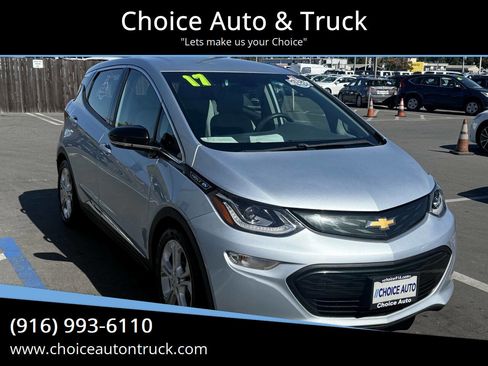 Used 2017 Chevrolet Bolt LT image 1