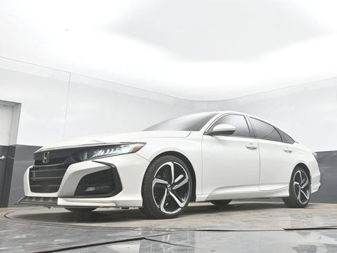 Used 2020 Honda Accord Sport image 33