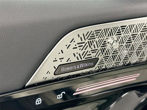 Certified 2026 BMW 530i RWD image 17