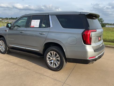 Certified 2025 GMC Yukon Denali AWD/4WD image 7