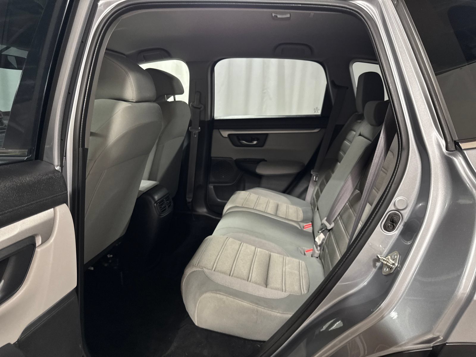 Certified 2018 Honda CR-V LX image 5