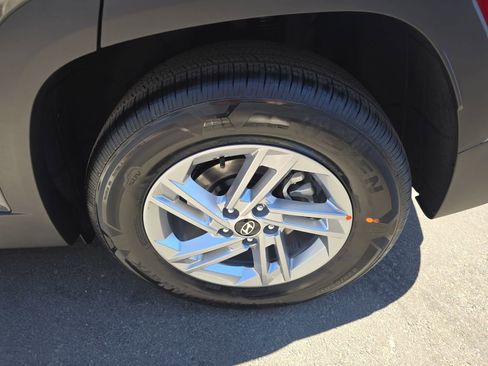 New 2026 Hyundai Tucson SE image 33