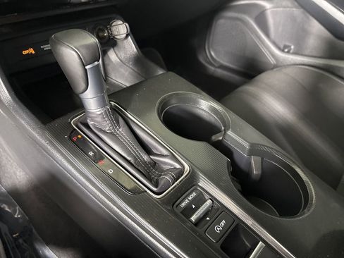 Used 2024 Honda Civic Sport image 16