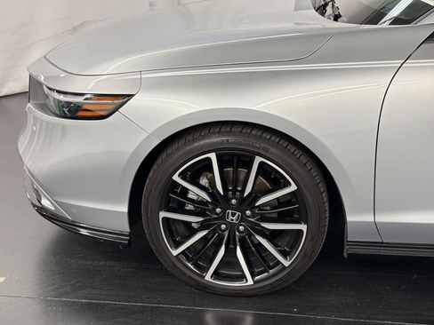 Certified 2024 Honda Accord Touring image 12