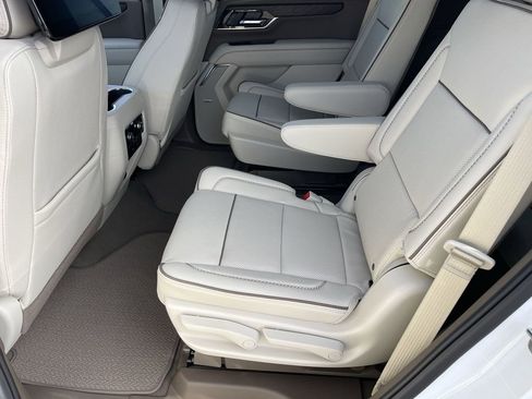 New 2026 GMC Yukon Denali w/ Denali Reserve Package image 26