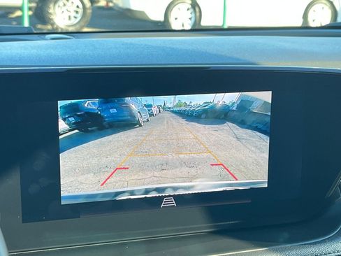 Used 2025 Buick Encore GX Preferred image 17