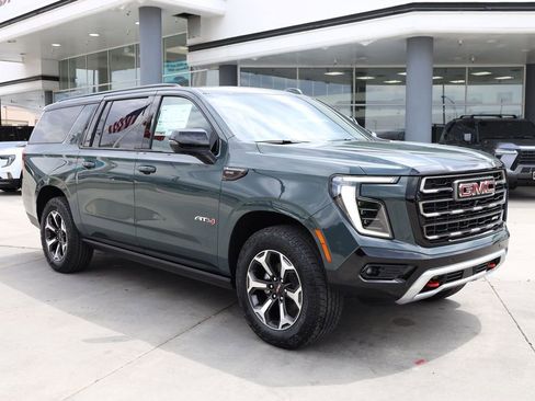 New 2026 GMC Yukon XL AT4 Ultimate AWD/4WD image 8