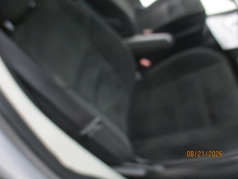 Used 2019 Dodge Grand Caravan SE w/ UConnect Hands-Free Group FWD image 21
