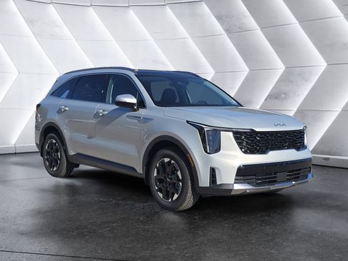New 2026 Kia Sorento S image 2