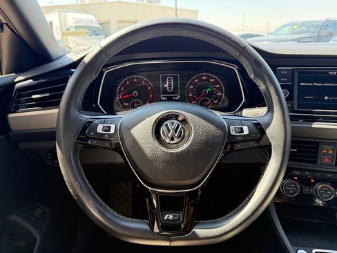 Used 2020 Volkswagen Jetta R-Line FWD image 13