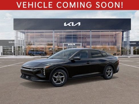 New 2026 Kia K4 LXS image 3