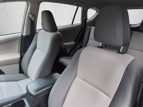 Used 2013 Toyota RAV4 LE AWD/4WD image 12