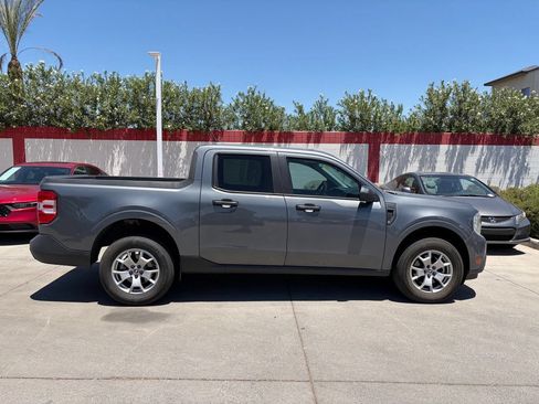 Used 2022 Ford Maverick XL FWD image 3