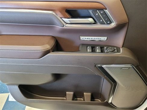 Used 2023 GMC Sierra 1500 Denali w/ Technology Package image 26