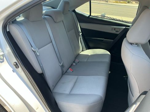 Used 2014 Toyota Corolla LE FWD image 18