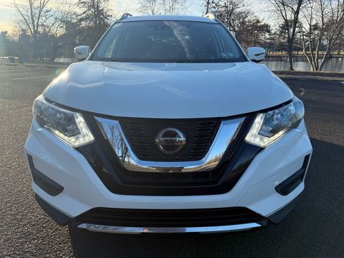 Used 2020 Nissan Rogue SV image 8