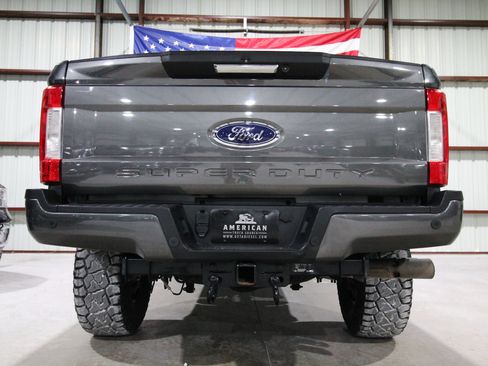 Used 2019 Ford F250 Lariat AWD/4WD image 9