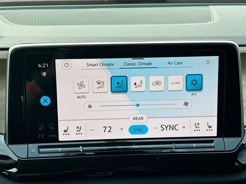 New 2025 Volkswagen Atlas SE image 15