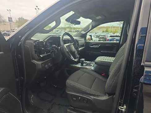 Used 2024 Chevrolet Silverado 1500 LT AWD/4WD image 15