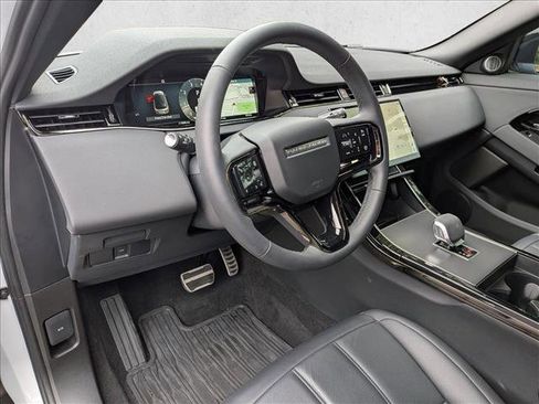 Used 2025 Land Rover Range Rover Evoque Dynamic SE image 10