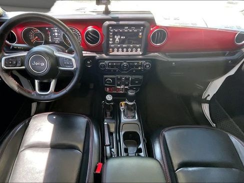 Used 2023 Jeep Gladiator Rubicon w/ Cold Weather Group AWD/4WD image 14