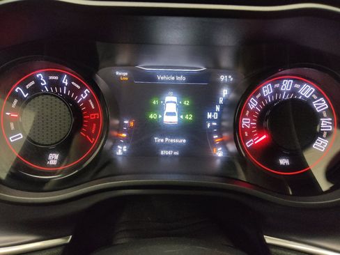 Used 2016 Dodge Challenger R/T Plus RWD image 23