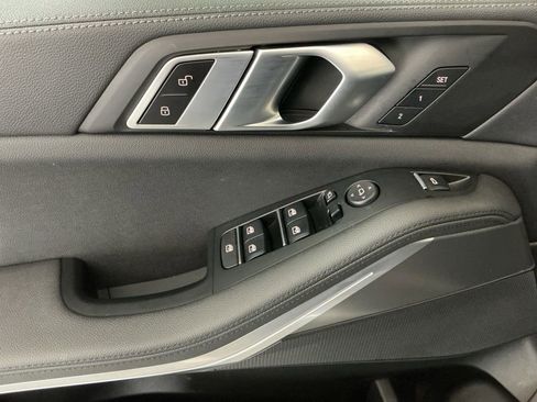Certified 2022 BMW X5 xDrive40i w/ Premium Package AWD/4WD image 18