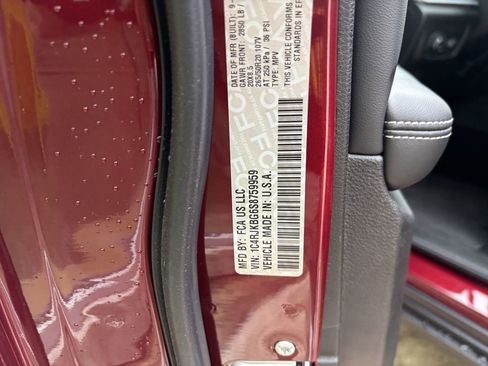 New 2025 Jeep Grand Cherokee L Limited w/ Black Appearance Package image 29